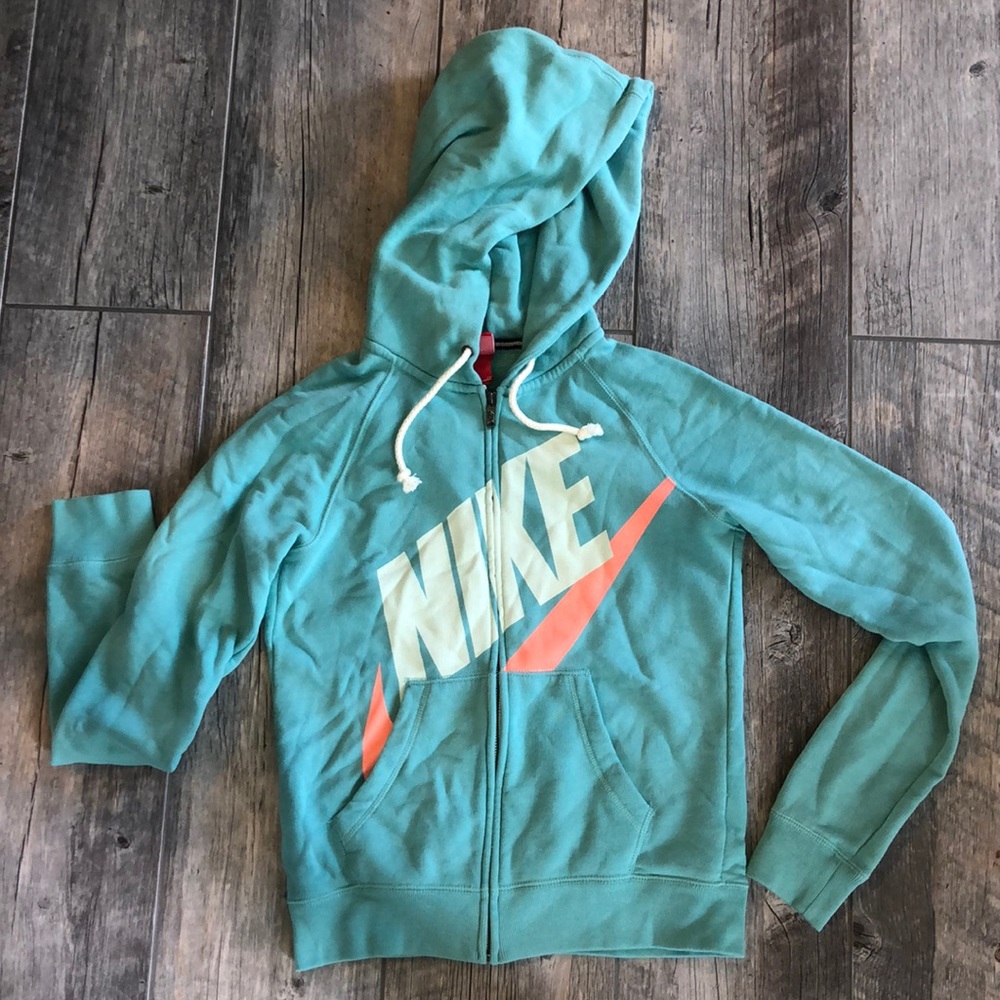 Women’s Nike jacket